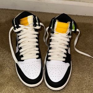 Air Jordan 1 High- Volt University GS
